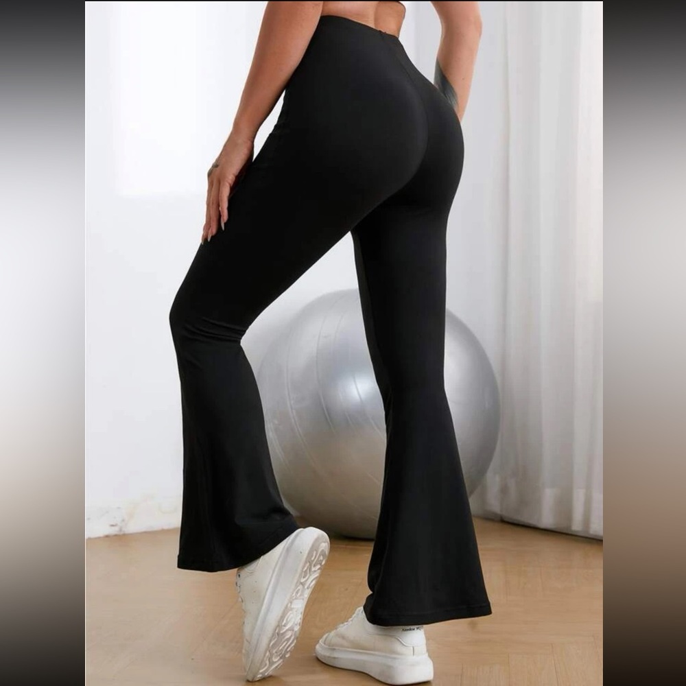 Solid flared leg yoga pants